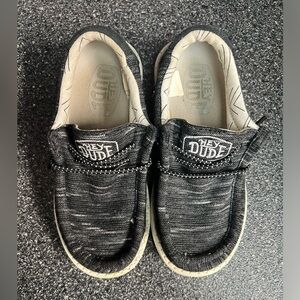 Toddler boy Hey Dudes size 10